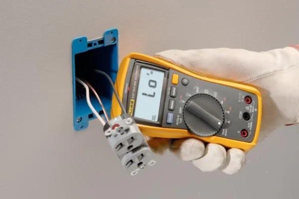 Fluke 117 True Rms Digital Multimeter (Multimeter with Non-Contact voltage) - Image 5